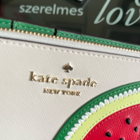 Kate Spade slim Wallet - Picture 3 of 9